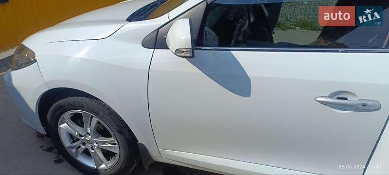 Седан Renault Fluence 2012 в Шепетовке