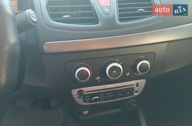 Седан Renault Fluence 2014 в 