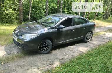 Седан Renault Fluence 2011 в Кременці