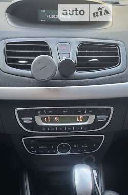 Седан Renault Fluence 2012 в 