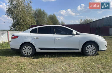Седан Renault Fluence 2012 в 