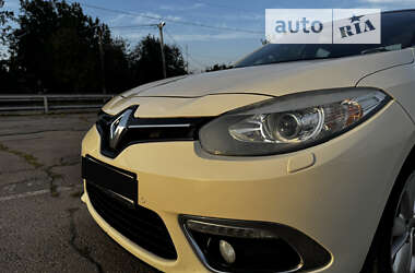 Седан Renault Fluence 2013 в Коростене