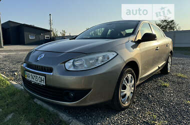 Седан Renault Fluence 2012 в Львові