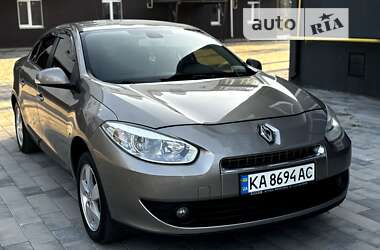 Седан Renault Fluence 2010 в Ахтырке