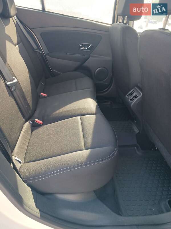 Седан Renault Fluence 2013 в Черкассах фото 8 Седан Renault Fluence 2013 в Черкассах