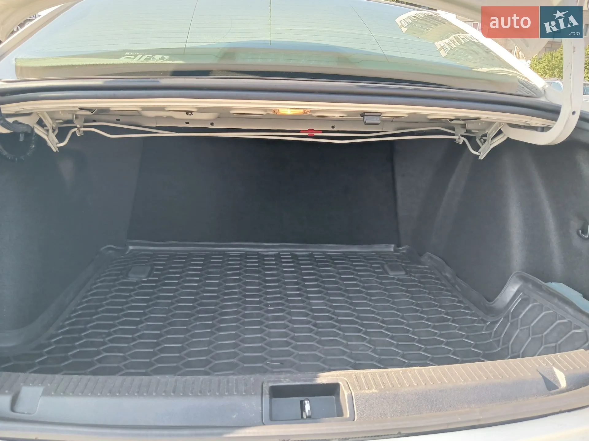 2013 Renault Fluence - мініатюра 10