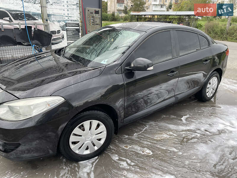 Седан Renault Fluence 2011 в Трускавці
