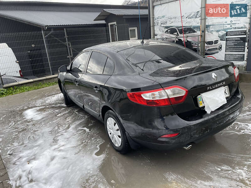 Седан Renault Fluence 2011 в Трускавці