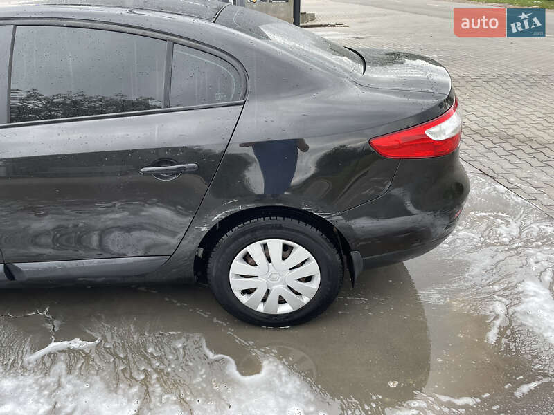 Седан Renault Fluence 2011 в Трускавці