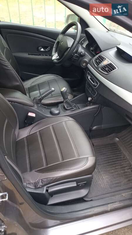 Седан Renault Fluence 2011 в Киеве фото 3 Седан Renault Fluence 2011 в Киеве