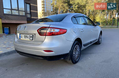 Седан Renault Fluence 2011 в Чернигове