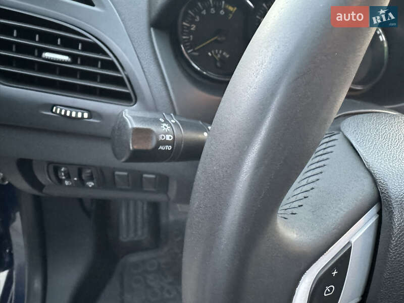 Седан Renault Fluence 2011 в Одессе