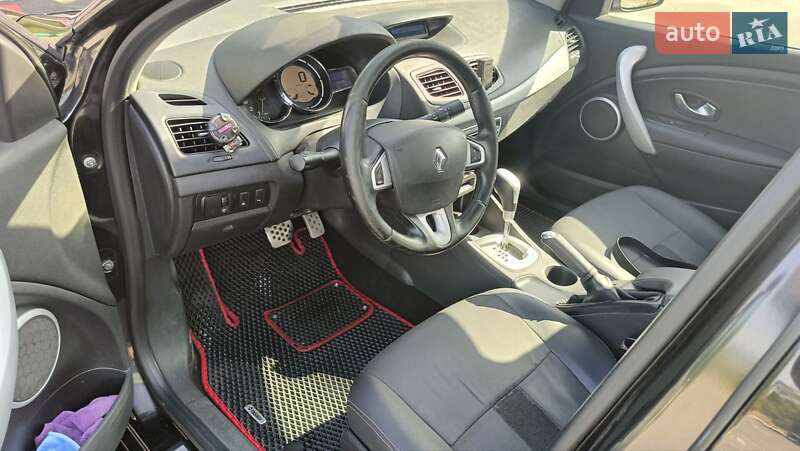 Седан Renault Fluence 2011 в Днепре