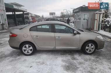 Седан Renault Fluence 2010 в 