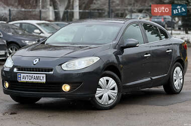 Седан Renault Fluence 2010 в Киеве