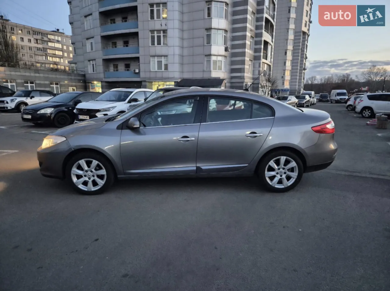 2011 Renault Fluence - мініатюра 18