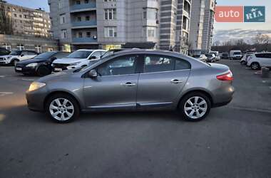 Седан Renault Fluence 2010 в 