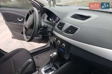 Седан Renault Fluence 2013 в 