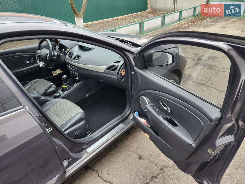 Седан Renault Fluence 2012 в Умани