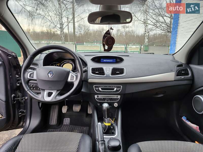 Седан Renault Fluence 2012 в Умани