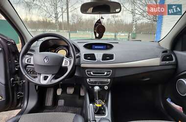 Седан Renault Fluence 2012 в 
