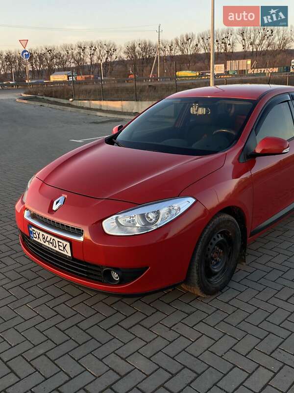 Седан Renault Fluence 2010 в Хмельницком