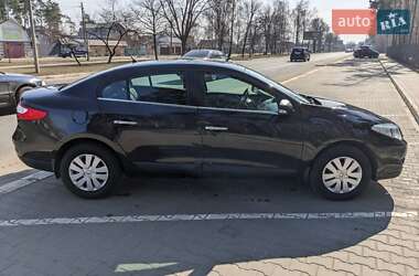 Седан Renault Fluence 2012 в 