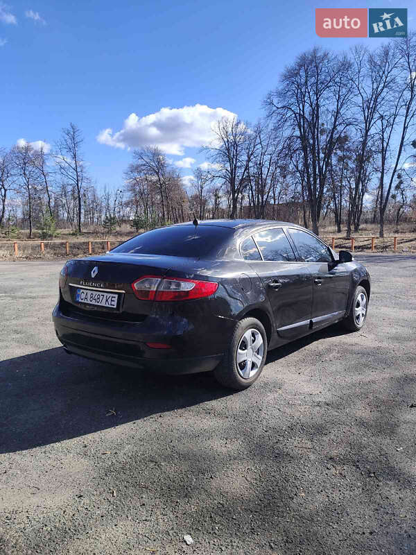 Седан Renault Fluence 2011 в Звенигородке