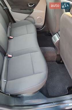 Седан Renault Fluence 2012 в 