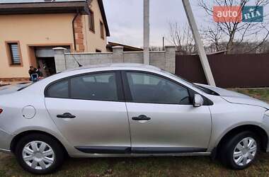Седан Renault Fluence 2010 в 