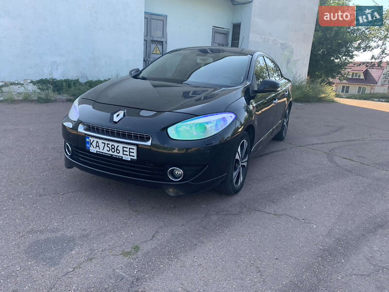 Седан Renault Fluence 2011 в Чернигове