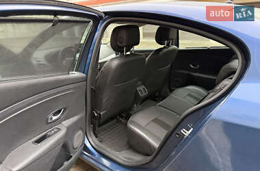 Седан Renault Fluence 2011 в 