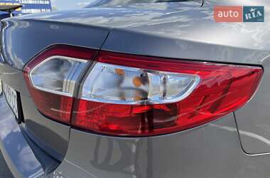 Седан Renault Fluence 2013 в 