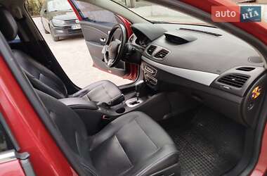 Седан Renault Fluence 2010 в 