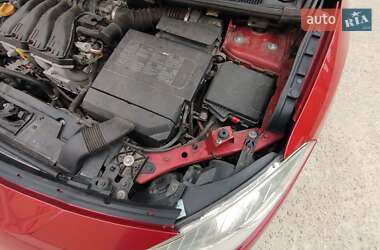 Седан Renault Fluence 2010 в 