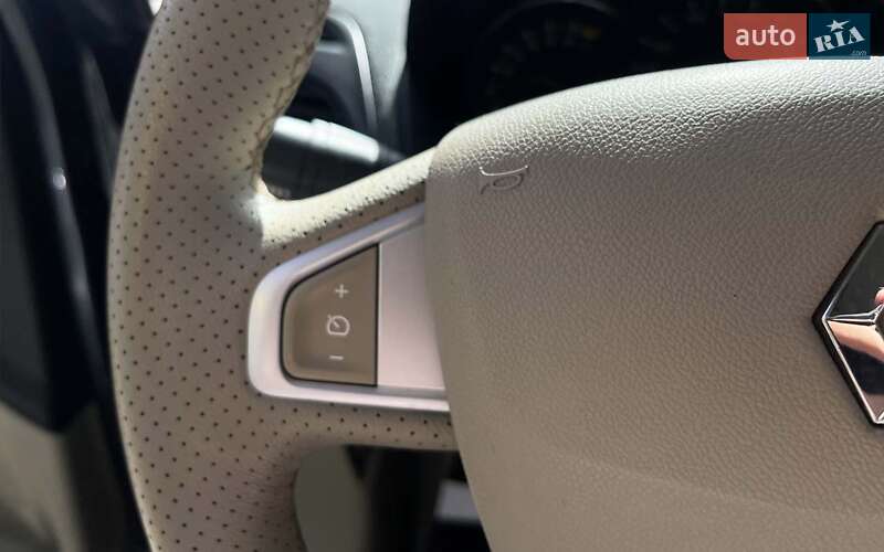 Седан Renault Fluence 2010 в Мукачево фото 13 Седан Renault Fluence 2010 в Мукачево