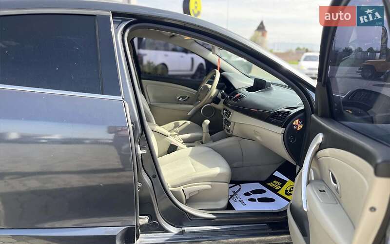 Седан Renault Fluence 2010 в Мукачево фото 22 Седан Renault Fluence 2010 в Мукачево