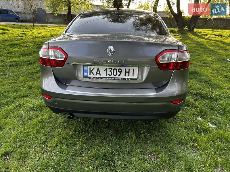 Седан Renault Fluence 2011 в Борисполі