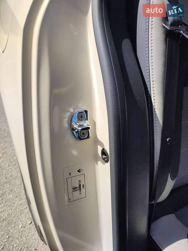 Седан Renault Fluence 2013 в Бердичеві