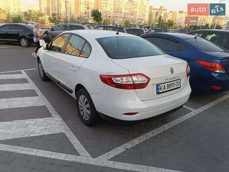 Седан Renault Fluence 2013 в Киеве