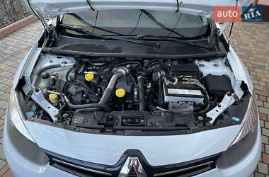 Седан Renault Fluence 2015 в 