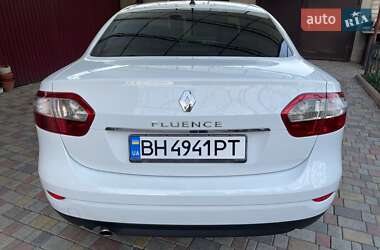 Седан Renault Fluence 2015 в 