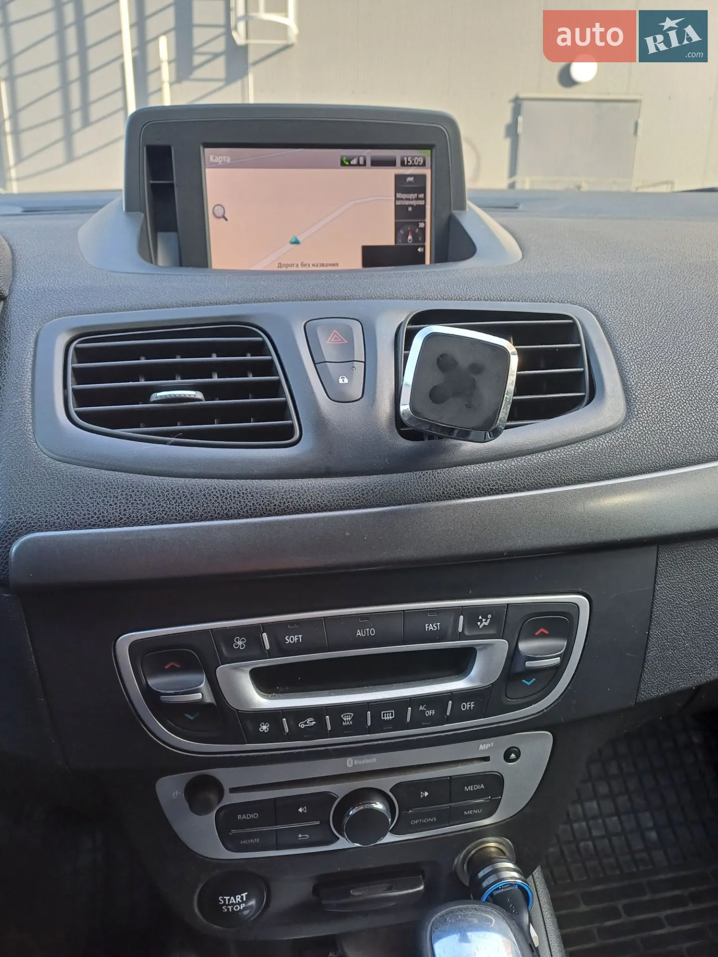 2013 Renault Fluence - мініатюра 11