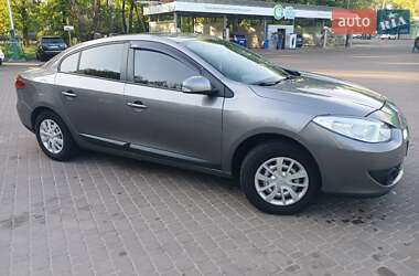 Седан Renault Fluence 2011 в 