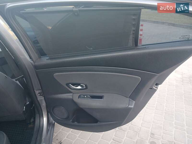Седан Renault Fluence 2011 в Киеве