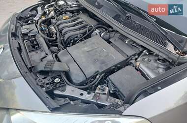 Седан Renault Fluence 2011 в 