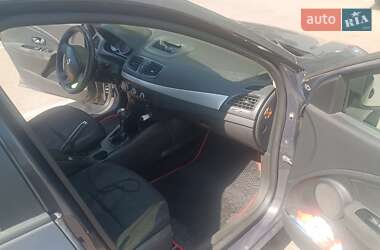 Седан Renault Fluence 2013 в 