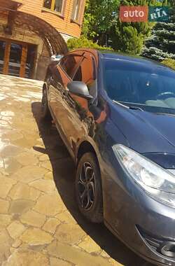 Седан Renault Fluence 2012 в 