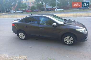 Седан Renault Fluence 2013 в 