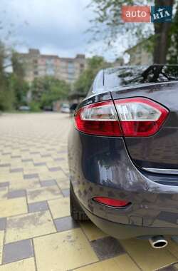 Седан Renault Fluence 2012 в 